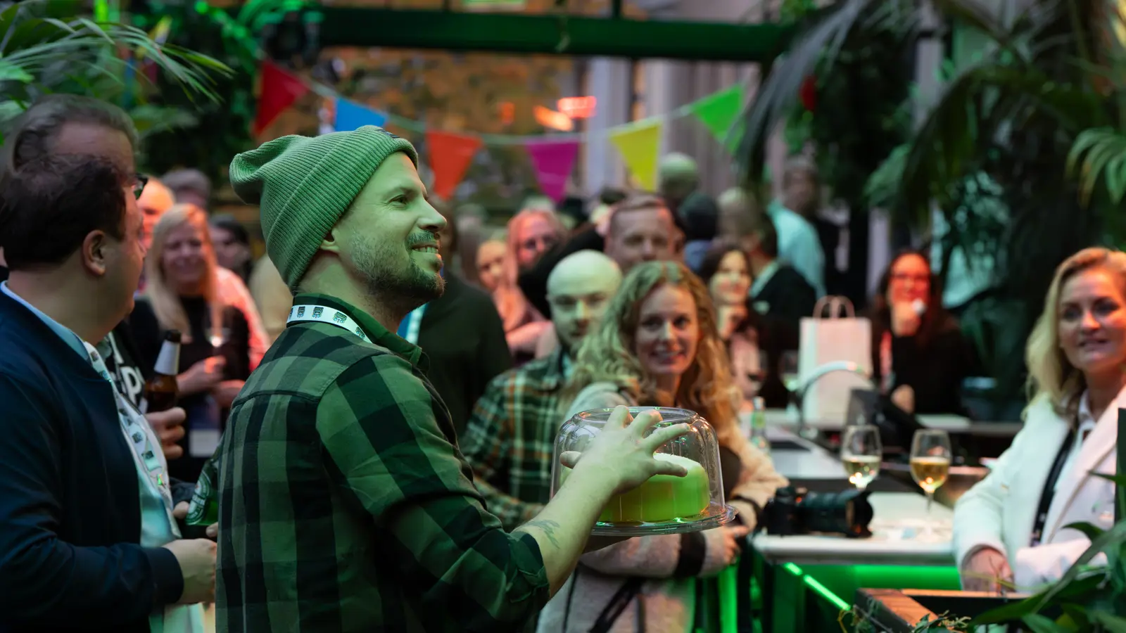  Click to open full size image.