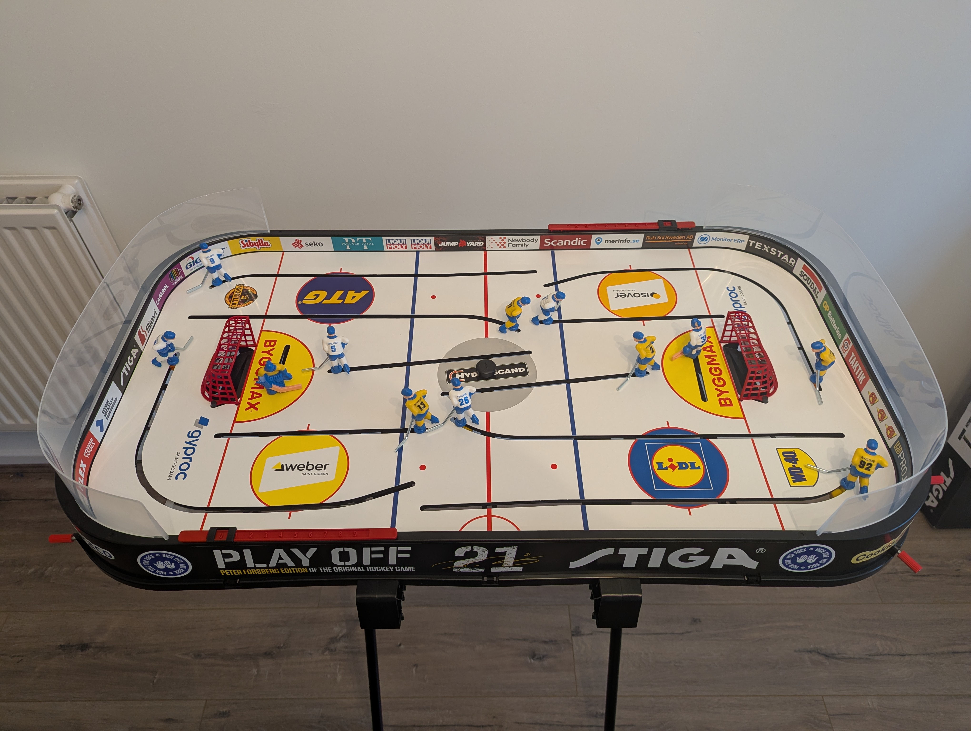  Click to open full size image.