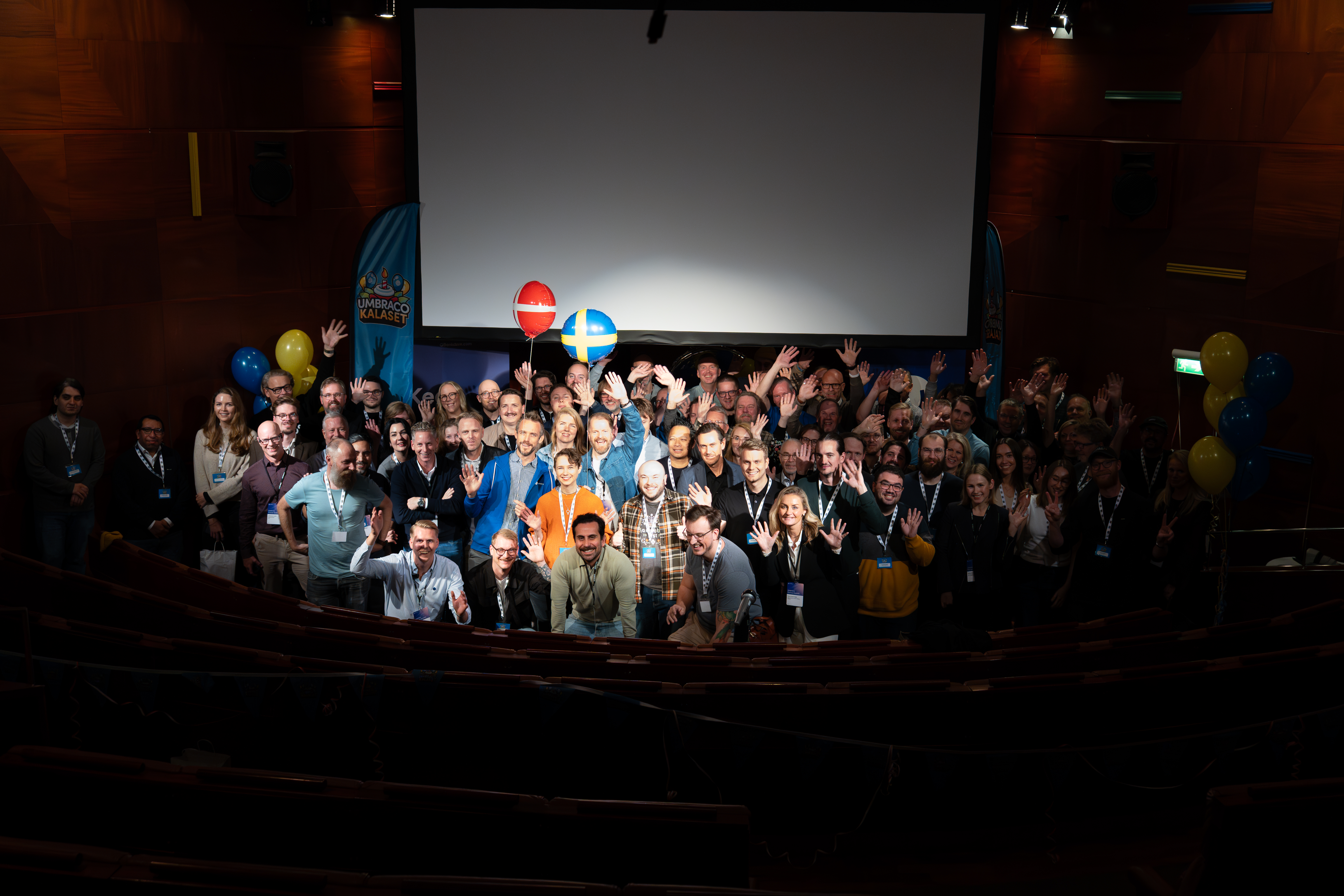  Click to open full size image.