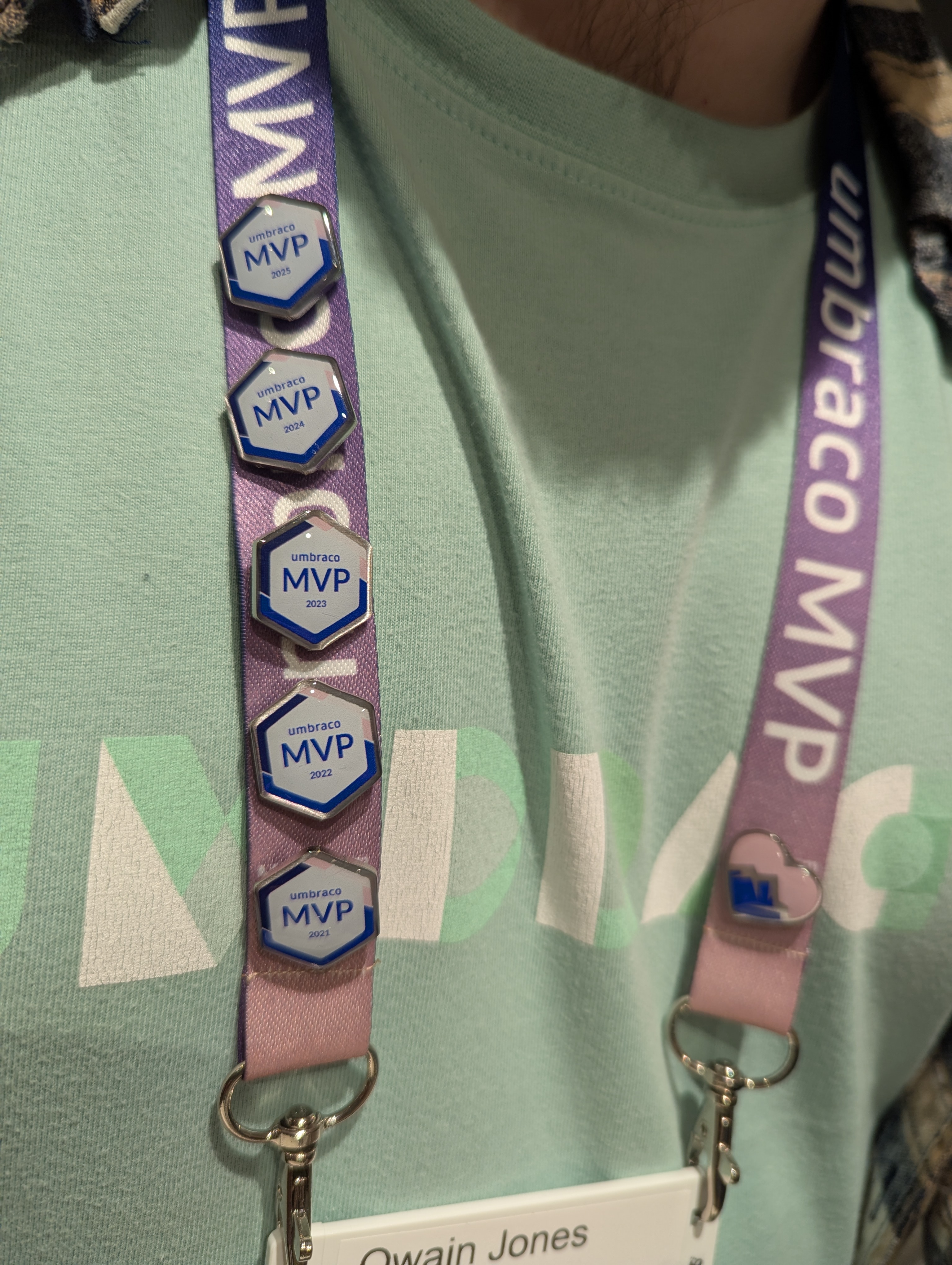  Click to open full size image.